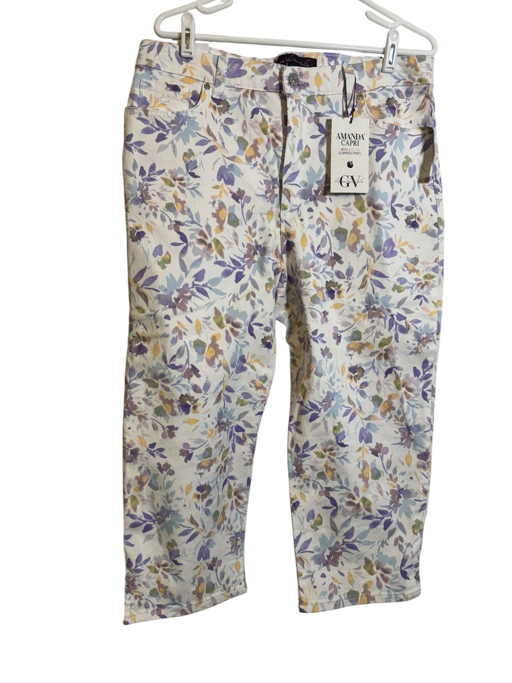 Gloria Vanderbilt Floral Capris sz 14. NWT